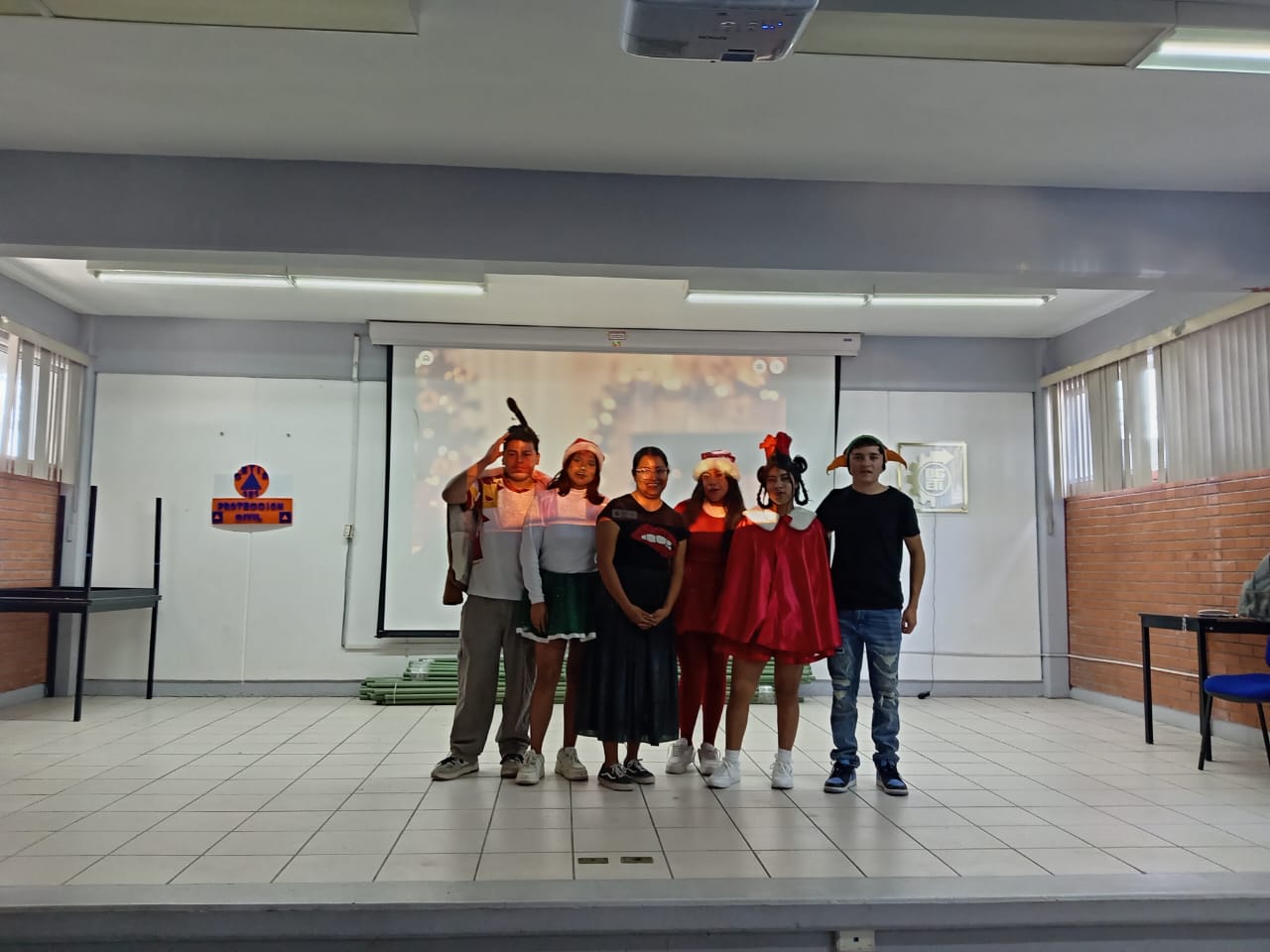 Students singing in English